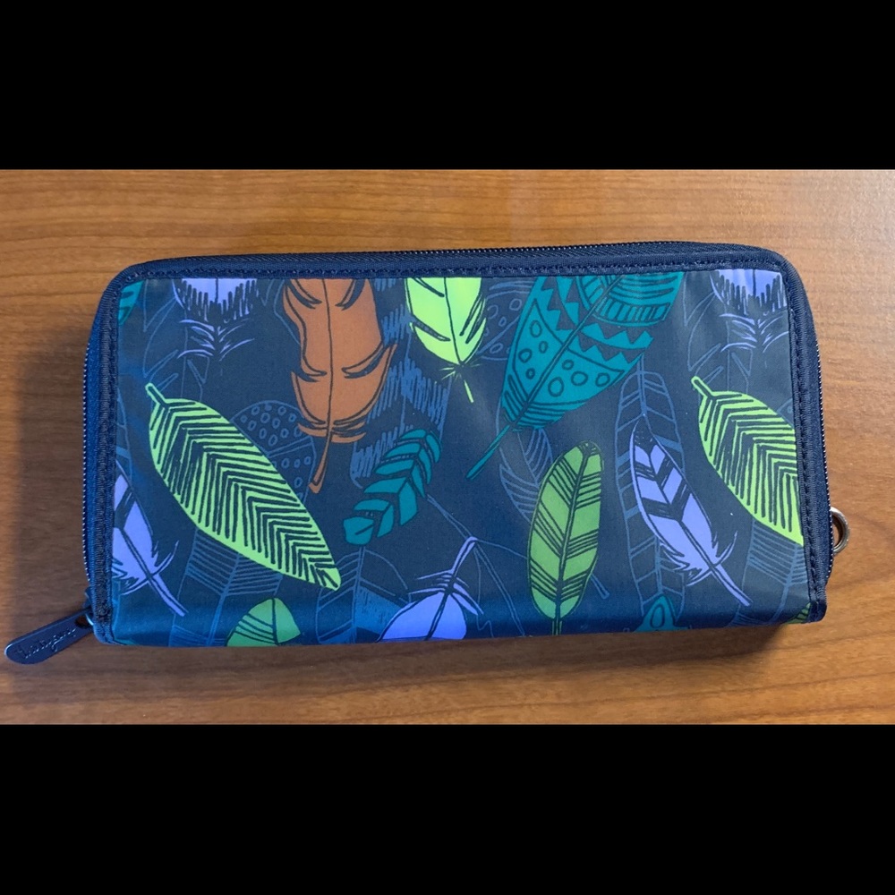 Thirty one coupon organizer